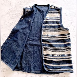 Brixton Men’s reversible men’s blanket denim vest
